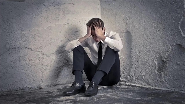 Cảm giác bàng hoàng khi nằm mơ thấy người thân mất là phản ứng tâm lý tự nhiên