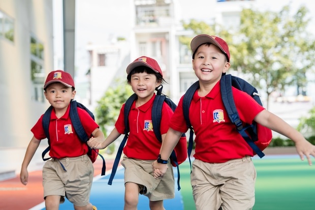 Giải mã ý nghĩa đằng sau giấc mơ thấy đi học