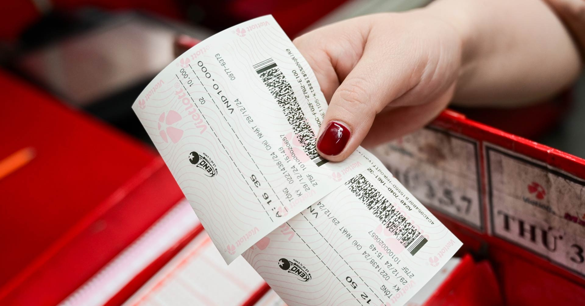 Lễ trao giải thưởng Jackpot diễn ra minh bạch dưới sự giám sát của đại diện các Bộ, ngành và đơn vị kiểm toán Lễ trao giải thưởng Jackpot diễn ra minh bạch dưới sự giám sát của đại diện các Bộ, ngành và đơn vị kiểm toán